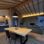 Casa Da Avo Ana Alvao