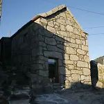 Casa Da Avo Ana Alvao Hébergement de vacances *