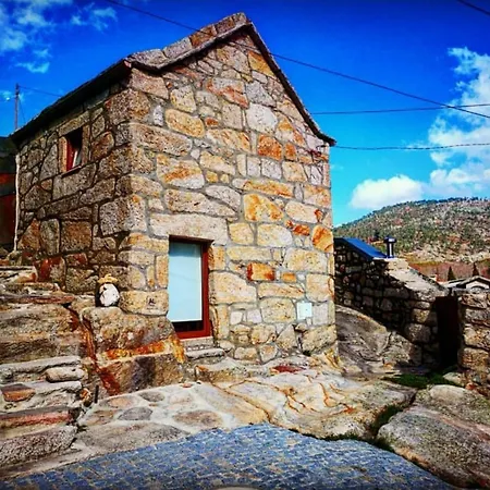 Vakantiehuis Casa Da Avo Ana Alvao *