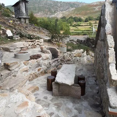 Casa Da Avo Ana Alvao