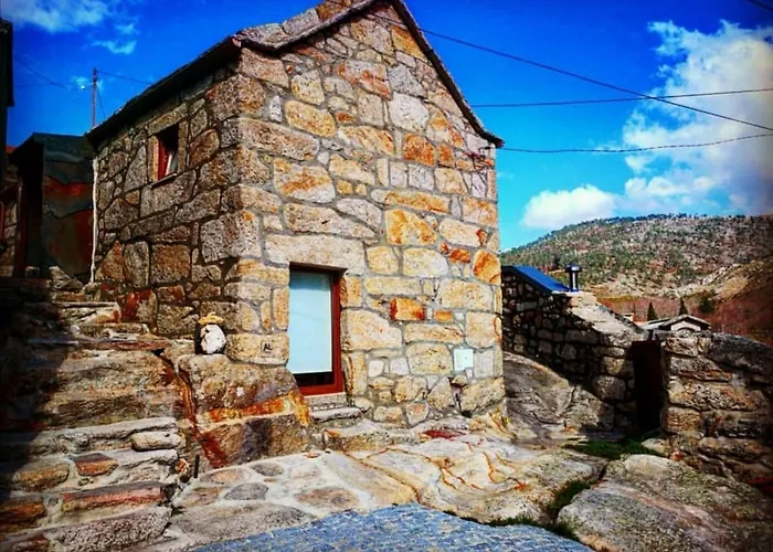 度假居 Casa Da Avo Ana Alvao *